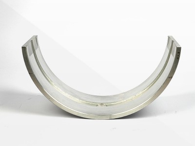 Pa gyfeiriadau sy'n gofyn am ddefnyddio llewys siafft? 